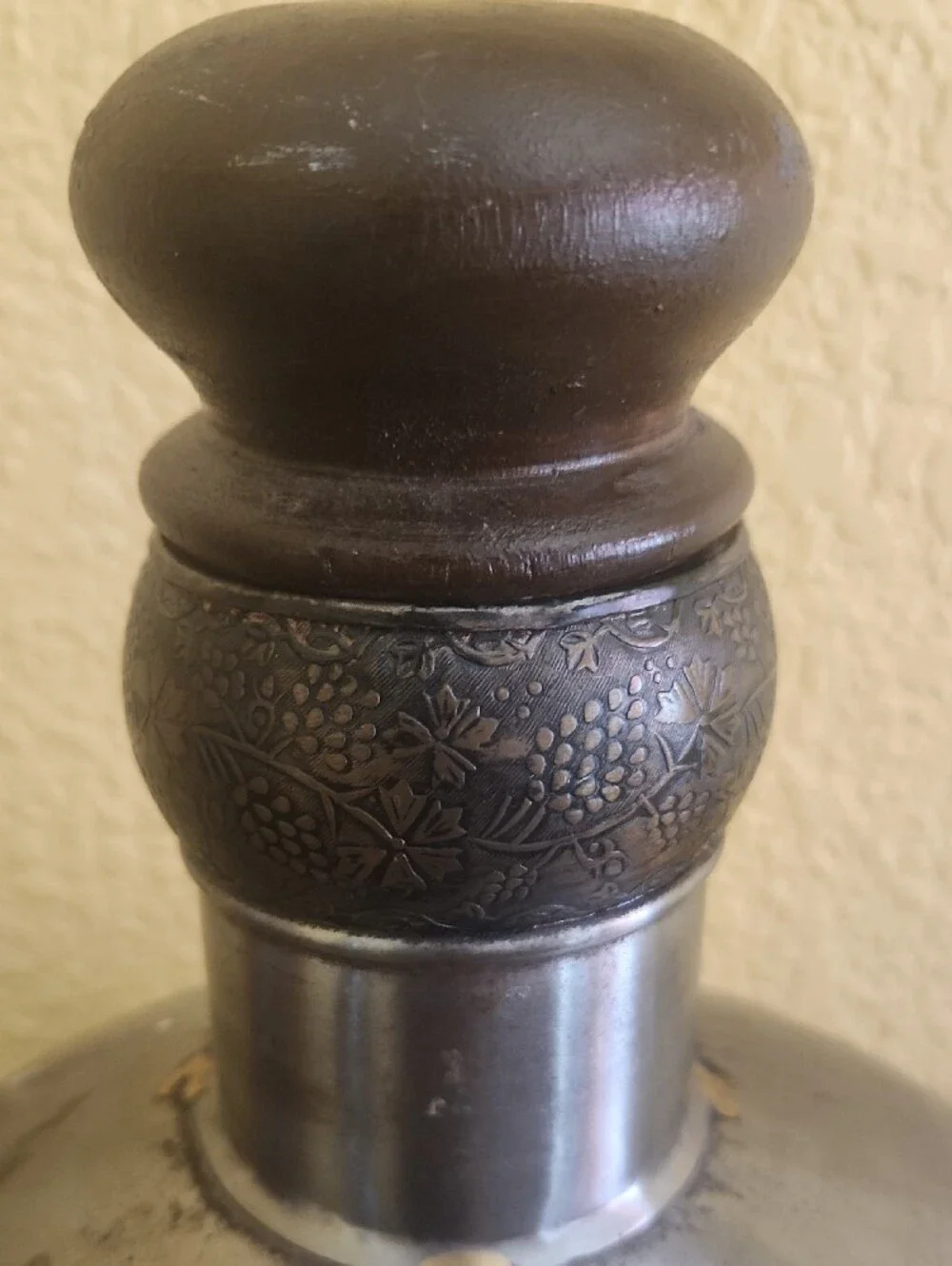 N/A this antique
